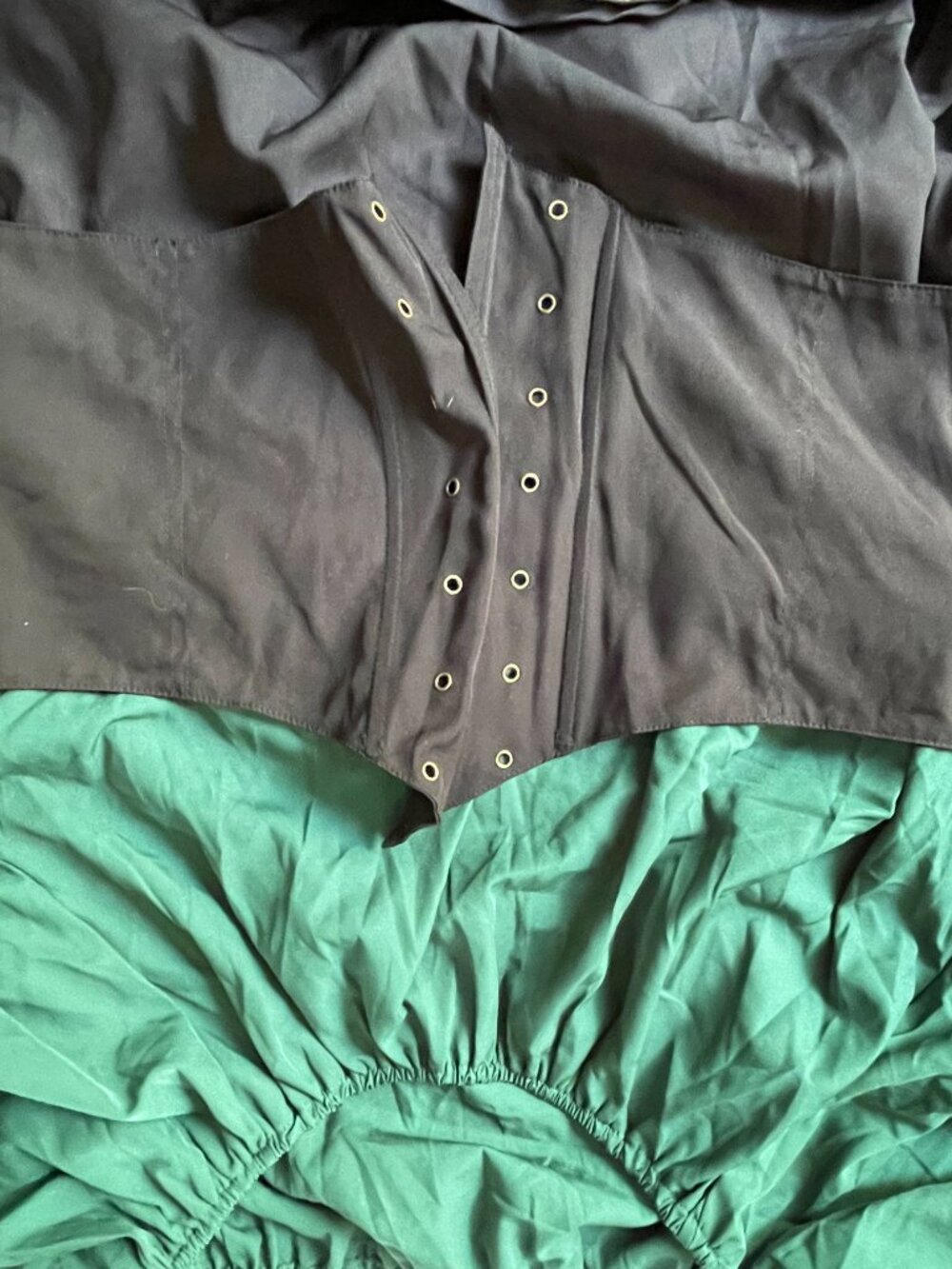 Medieval Renaissance Tunic Costume - Picture 2 of 11